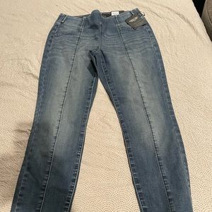 Simply Vera Vera Wang pull on denim leggings